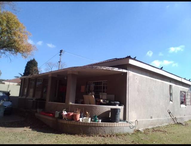 3 BEDROOM HOUSE FOR SALE IN THE HILL